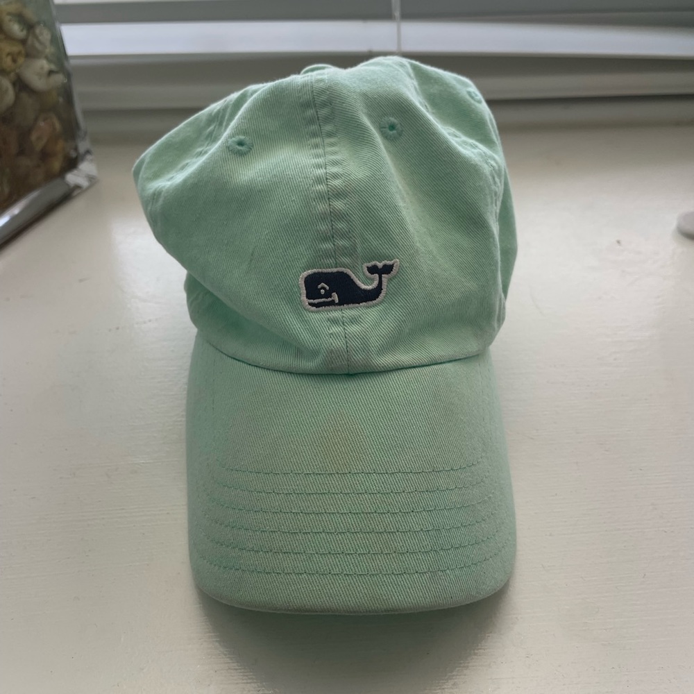 Vineyard Vine’s Classic Logo Baseball Hat (women’s)